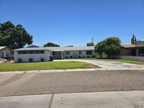 1901 W 16th Pl, Yuma, AZ, 85364-5245 | Card Image