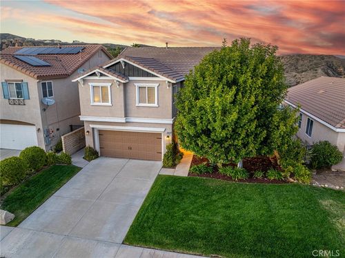 28201 Springvale Ln, Castaic, CA, 91384-3815 | Card Image