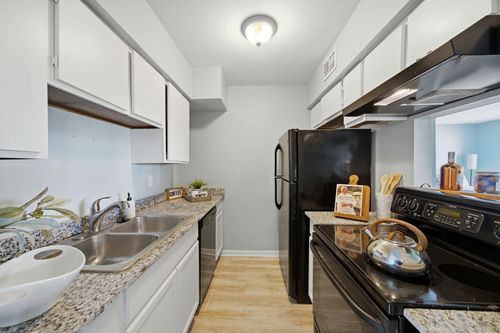 apt-35-8523 Hearth Dr, Houston, TX, 77054-2618 | Card Image