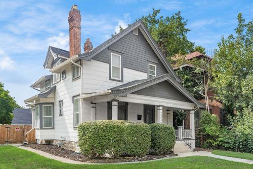 2339 Summit St, Columbus, OH, 43202-3111 | Card Image