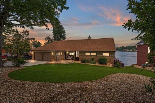 1127 Lakeshore Ct, Villa Rica, GA, 30180-3956 | Card Image