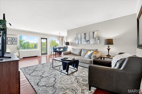 apt-6c-4466 W Pine Blvd, Saint Louis, MO, 63108-2330 | Card Image
