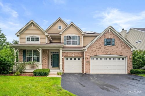 2038 Padua Dr, Elgin, IL, 60123-9003 | Card Image