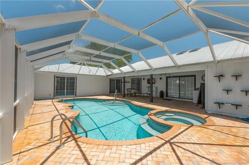 1616 20th St Sw, VERO BEACH, FL, 32962-6829 | Card Image