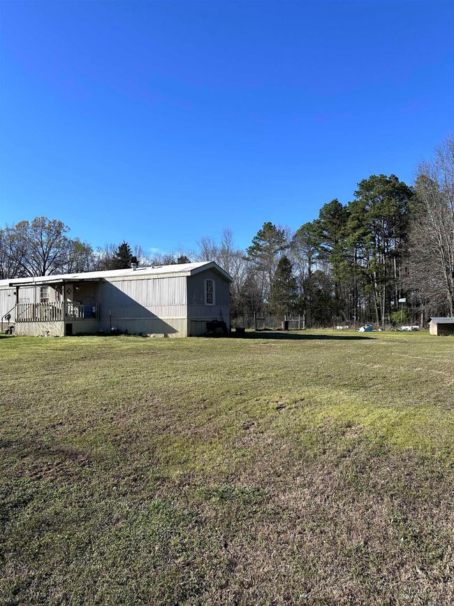 318 Hunter Road, House other with 3 bedrooms, 2 bathrooms and null parking in Center Ridge AR | Image 2
