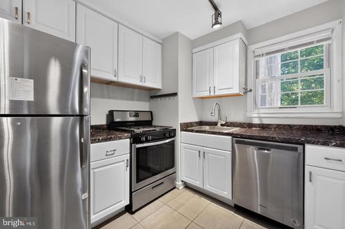 g-103-8329 Grubb Rd, SILVER SPRING, MD, 20910-2540 | Card Image
