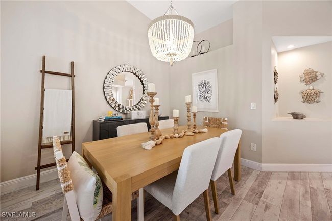 APT-201 - 2450 Old Groves Rd, Condo with 2 bedrooms, 2 bathrooms and null parking in Naples FL | Image 17