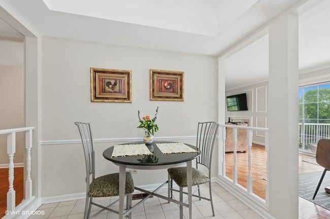 APT-217B - 128 Carriage Way Dr, Condo with 3 bedrooms, 2 bathrooms and 2 parking in Burr Ridge IL | Image 8