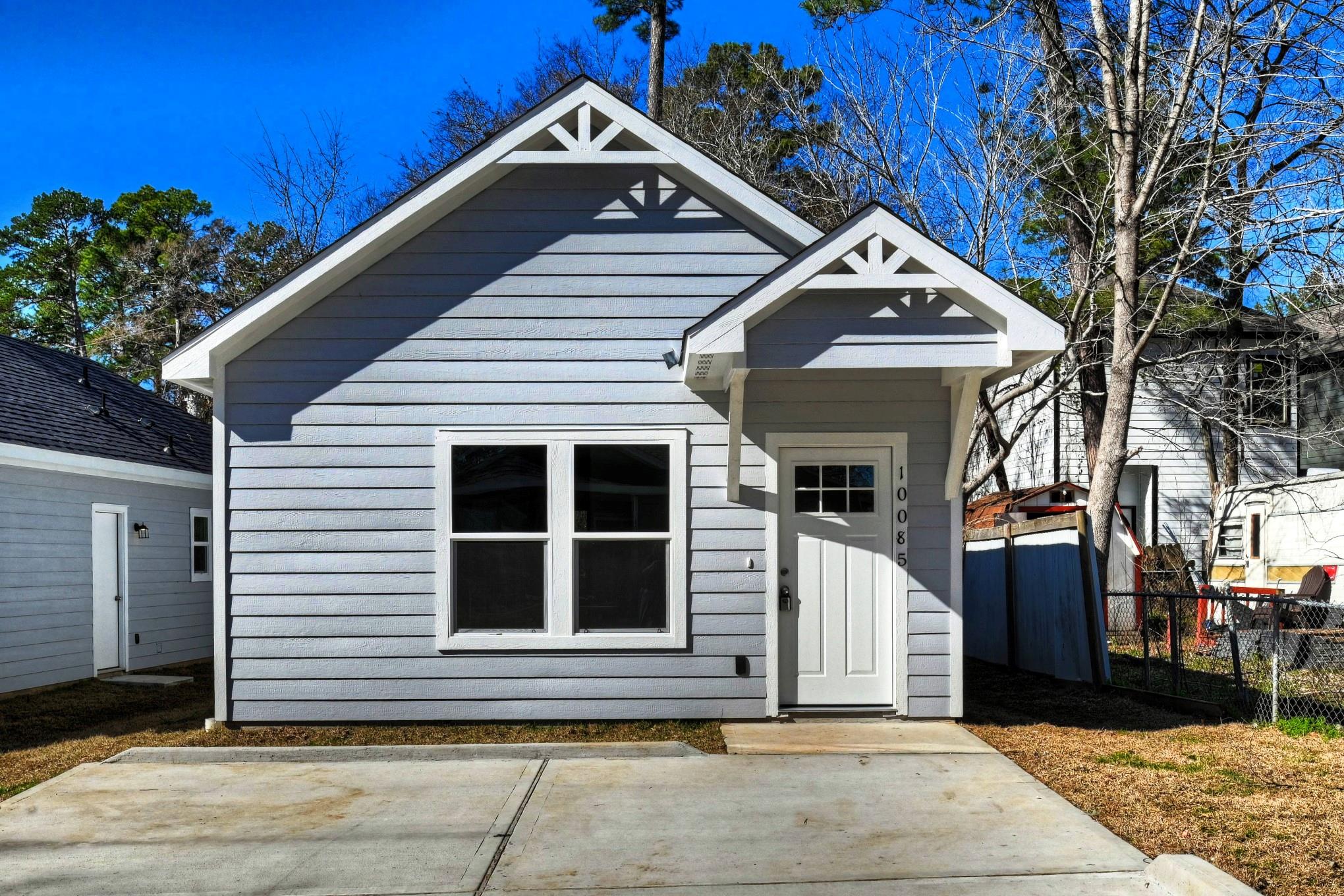 Residential Lease in Willis 2