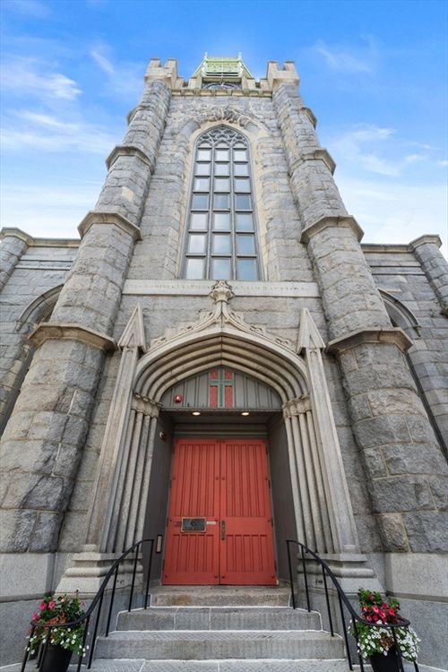 101-45 W Broadway, Boston, MA, 02127-1091 | Card Image