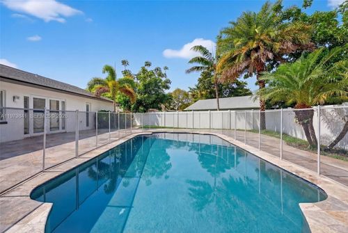 8695 Sw 51st Pl, Cooper City, FL, 33328-4310 | Card Image