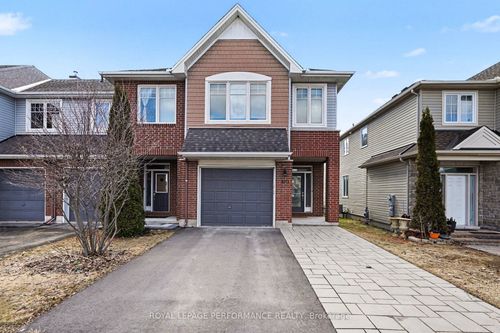 810 White Alder Ave, Gloucester, ON, K1T0G2 | Card Image