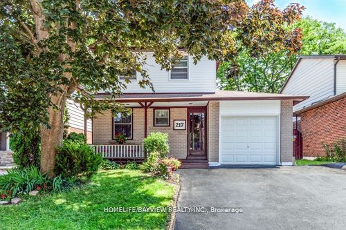 217 Thoms Cres, Newmarket, ON, L3Y1C9 | Card Image