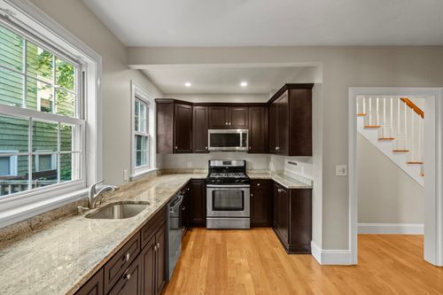 0-519 E 5th Street, Boston, MA, 02127 | Card Image