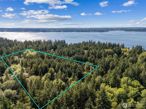 8010 Otso Point Rd, Anderson Island, WA, 98303 | Card Image