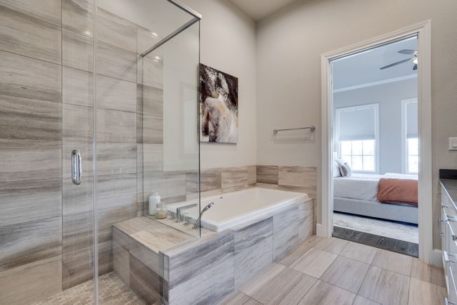 14985 Oak St, Townhouse with 3 bedrooms, 4 bathrooms and null parking in Addison TX | Image 29