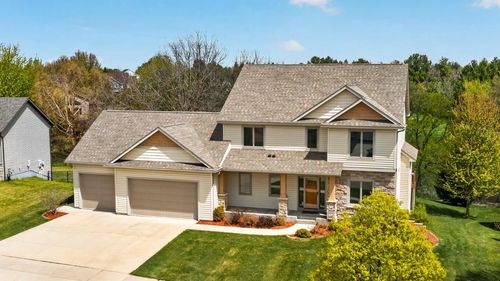 2074 Shannon Oaks Blvd Ne, Rochester, MN, 55906-7676 | Card Image