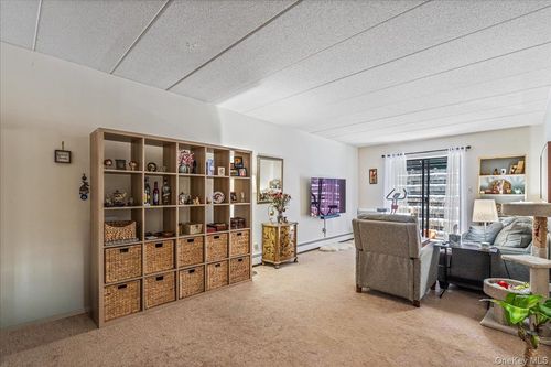 13d-6607 242nd St, Little Neck, NY, 11362-2085 | Card Image