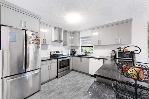 203-7131 133a St, Surrey, BC, V3W8A1 | Card Image