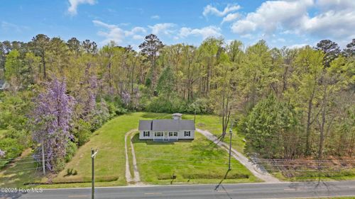 140 Chinchilla Dr, Bayboro, NC, 28515-9456 | Card Image