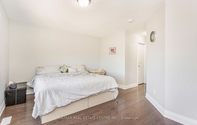 3 Dalbeattie Dr, House attached with 4 bedrooms, 3 bathrooms and 1 parking in Brampton ON | Image 28