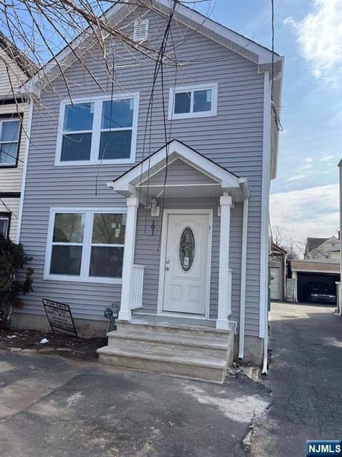 191 Harrison St, Passaic, NJ, 07055-6807 | Card Image