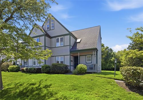 c-61 Clinton St, Newport, RI, 02840-3906 | Card Image