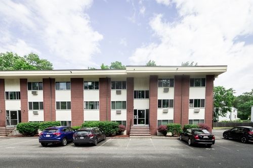 6-8-74 Beach St, Woburn, MA, 01801-3175 | Card Image