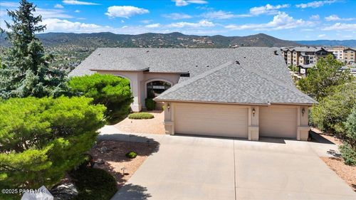 528 Miracle Rider Rd, Prescott, AZ, 86301-6700 | Card Image