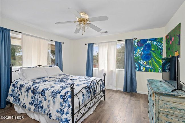 19-Bedroom 2 | Image 14