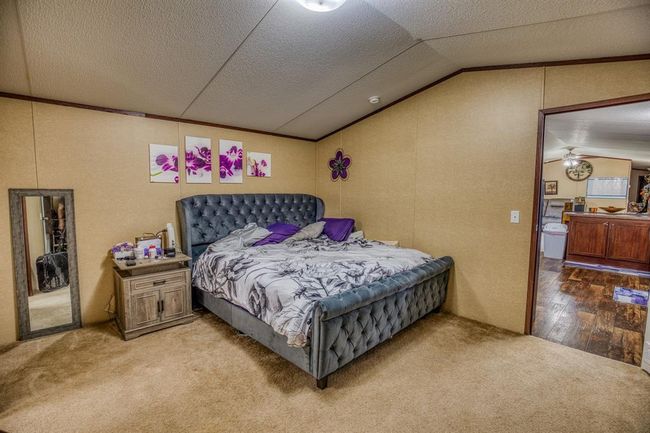 5200 Schulenberg Ln, House other with 3 bedrooms, 2 bathrooms and null parking in Burton TX | Image 7