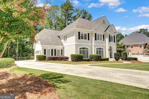 10715 Centennial Dr, Alpharetta, GA, 30022-4726 | Card Image