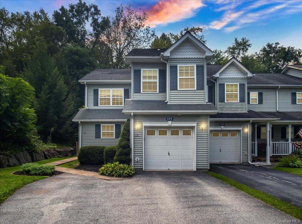 Pinebrook Dr, Hyde Park, NY 12538