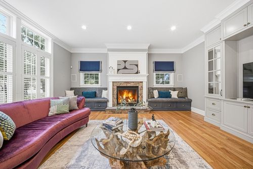 24 Normandy Rd, Lexington, MA, 02421-7814 | Card Image
