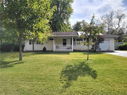 2529 W Alice Ln, Decatur, IL, 62521-9425 | Card Image