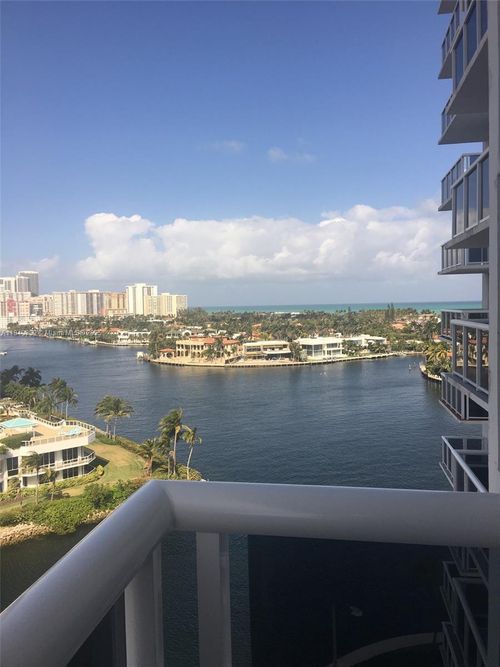 apt-1141-20515 E Country Club Dr, Aventura, FL, 33180-3044 | Card Image