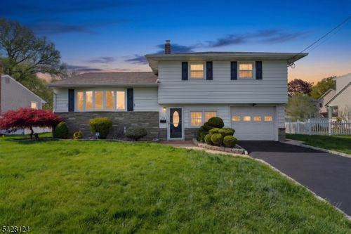 36 Charles St, Clark, NJ, 07066-2404 | Card Image