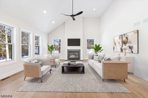 20 Furnace Rd, Chester, NJ, 07930-2080 | Card Image