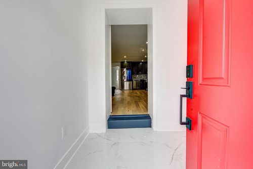 5736 Reedland St, PHILADELPHIA, PA, 19143-6132 | Card Image