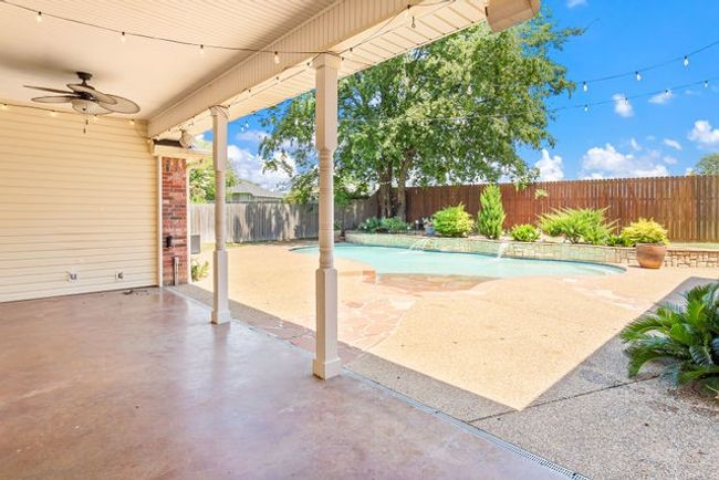 906 Millstone Ln, House other with 4 bedrooms, 4 bathrooms and null parking in Chandler TX | Image 32