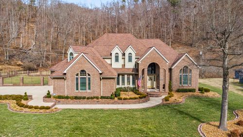 446 Cedar Creek Rd, Pikeville, KY, 41501-3763 | Card Image