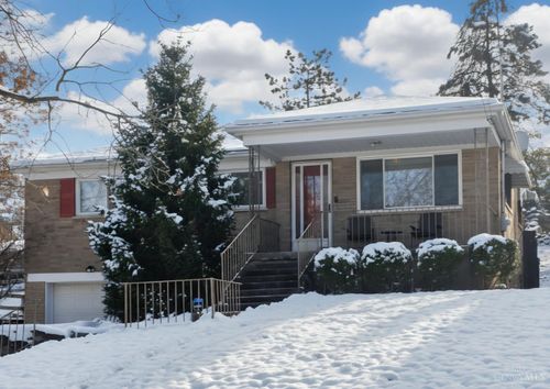 2011 Parkhurst Ct, Cincinnati, OH, 45224-2821 | Card Image