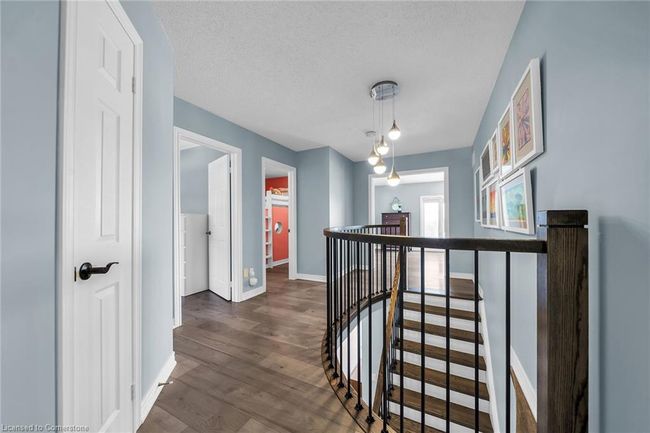 11 Sundial Cres, House other with 5 bedrooms, 3 bathrooms and 6 parking in Dundas ON | Image 27