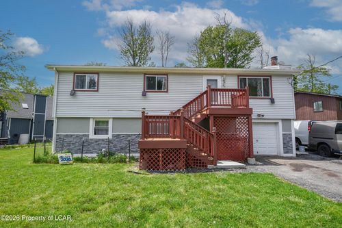 1647 Sunny Side Dr, Tobyhanna, PA, 18466-3644 | Card Image