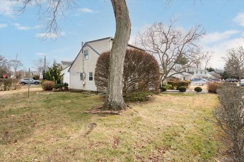 1691 Lehigh Rd, Wantagh, NY, 11793-3514 | Card Image