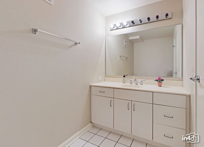 UNIT-108 - 1625 Glenview Rd, Condo with 2 bedrooms, 3 bathrooms and 2 parking in Glenview IL | Image 27
