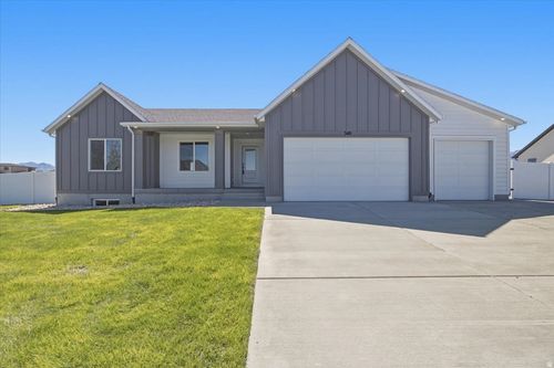 117-340 E Pear St, Grantsville, UT, 84029-4916 | Card Image