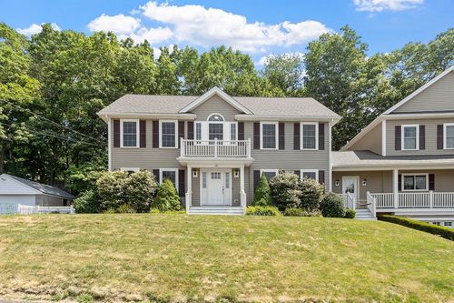 18-18 Sonrel St, Woburn, MA, 01801-5229 | Card Image