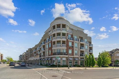 302-216 Oak Park Blvd, Oakville, ON, L6H0T8 | Card Image