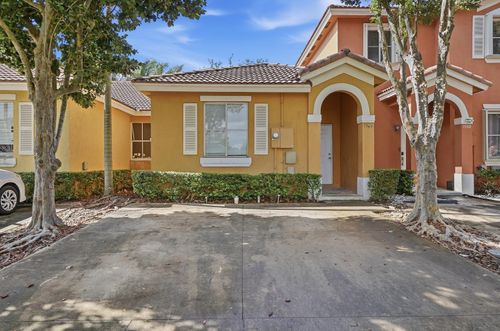 1584 Sw 2nd St, Homestead, FL, 33030-6692 | Card Image